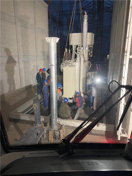 石嘴山市建筑工程类吊车租用介绍