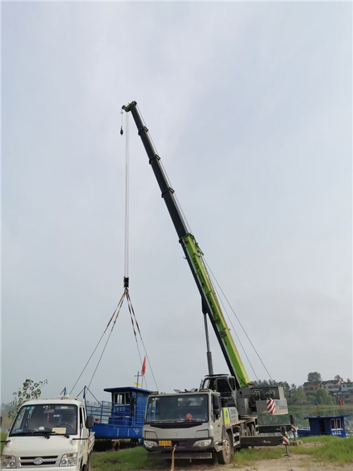 石嘴山市桥梁建设吊装案例